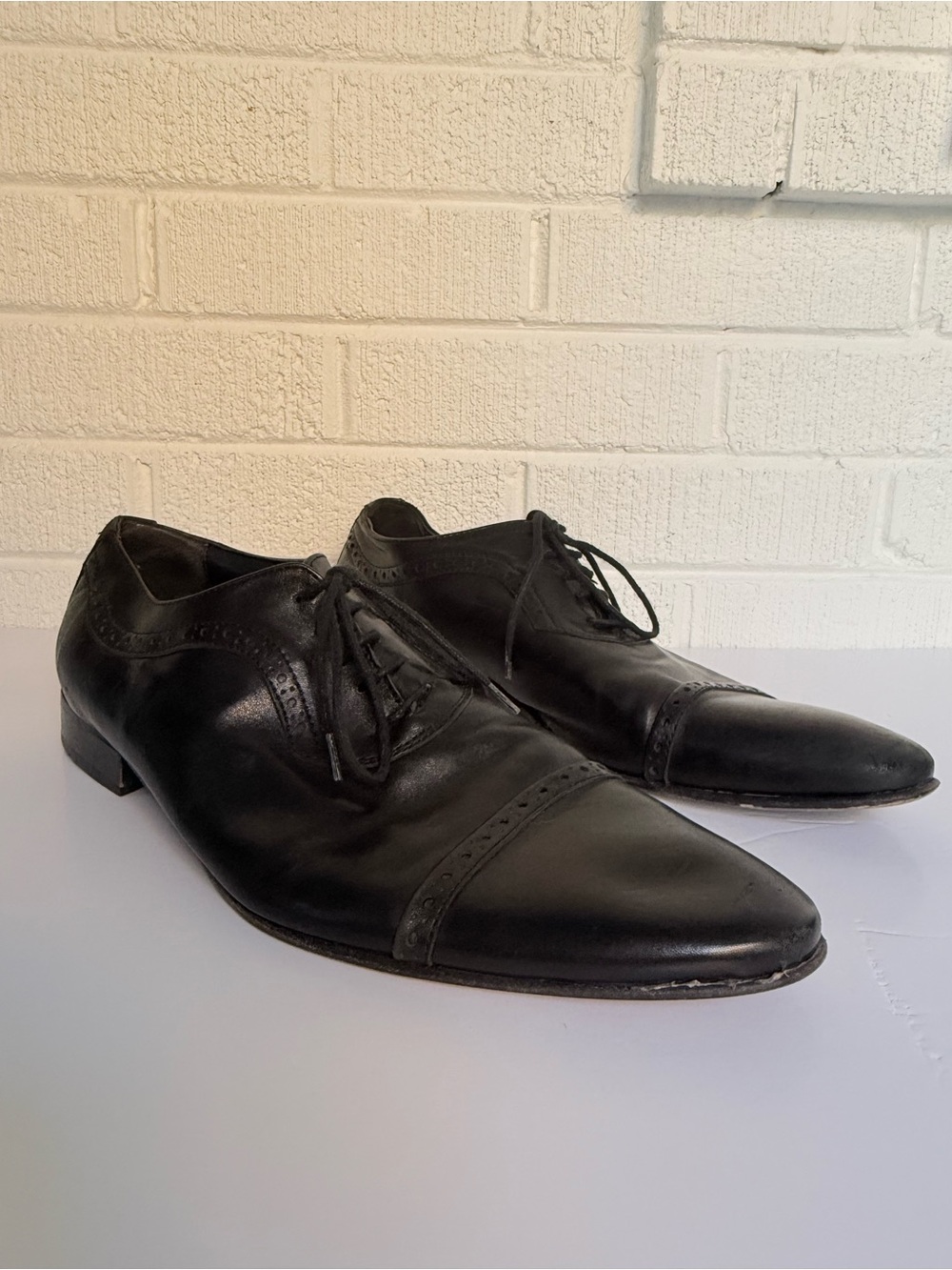 Baldinini Black Leather Cap-Toe Oxford Shoes